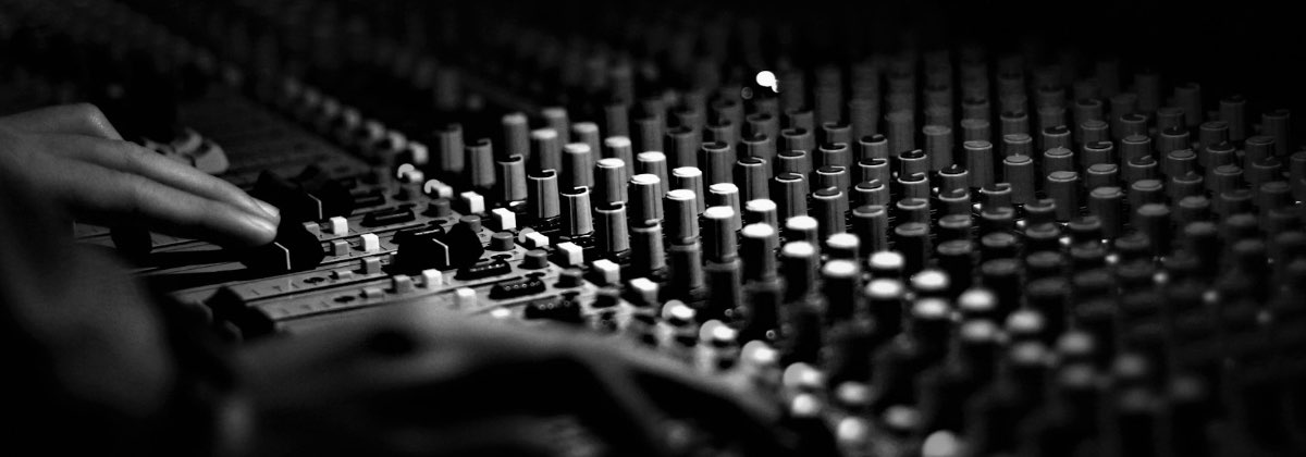 Mixing console with delay and reverb effect controls