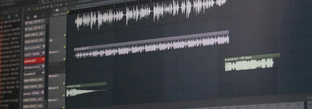Digital audio workstation showing noise gate threshold settings